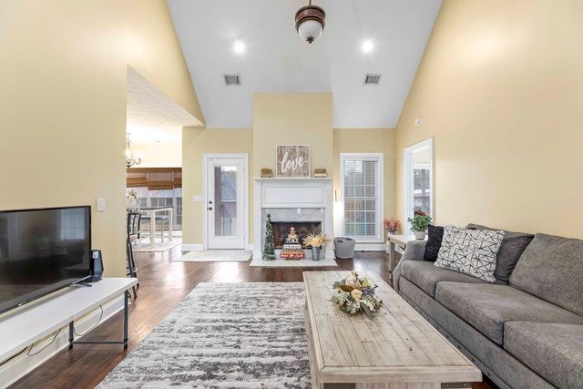 118 Lee Road 2002, Phenix City, AL 36870