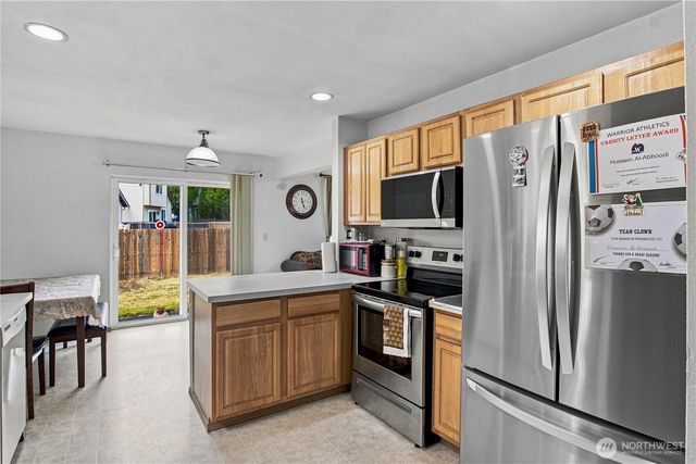 2309 157th Court E, Tacoma, WA 98445