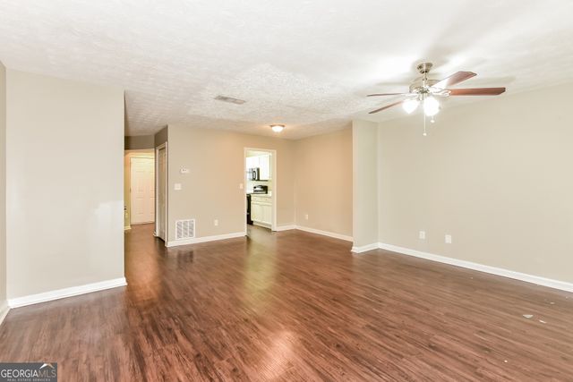 5963 Sherwood Trace, Lithonia, GA 30038