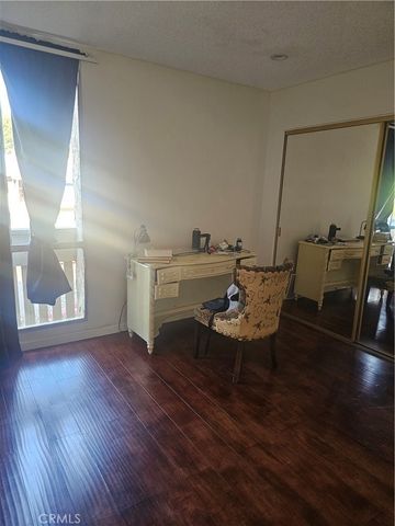 8601 International Avenue 266, Canoga Park, CA 91304