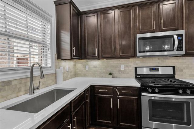 1109 Willow Field Dr, Marietta, GA 30067