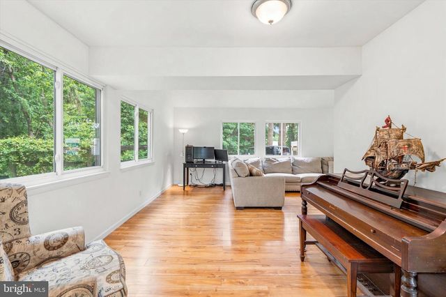 374 S JENNERSVILLE RD, West Grove, PA 19390