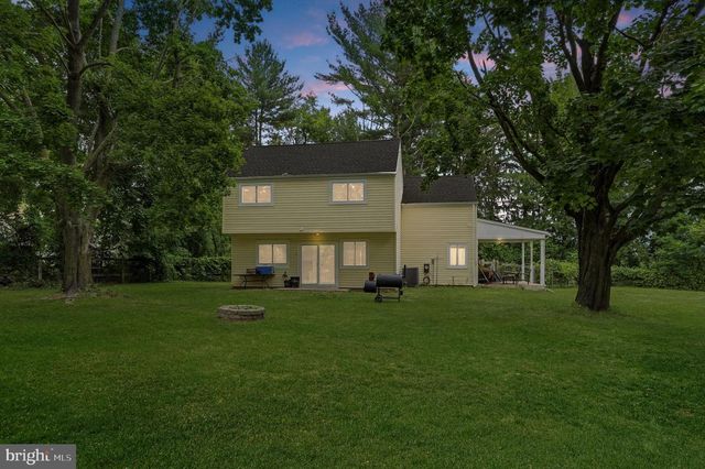 374 S JENNERSVILLE RD, West Grove, PA 19390