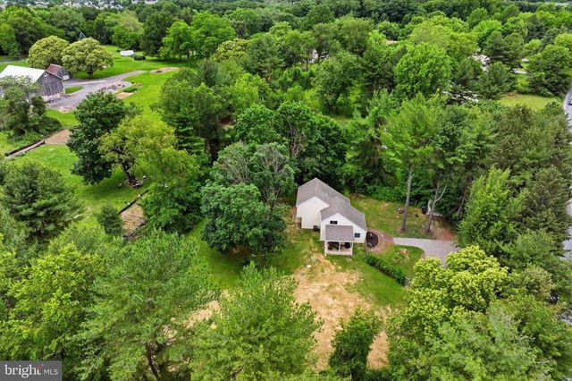 374 S JENNERSVILLE RD, West Grove, PA 19390