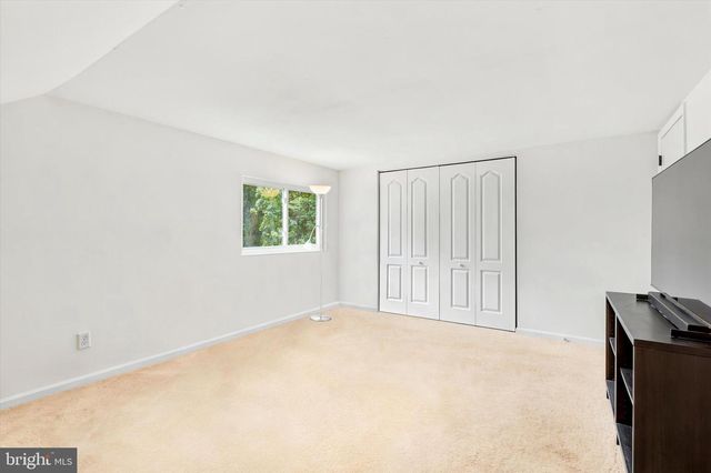 374 S JENNERSVILLE RD, West Grove, PA 19390