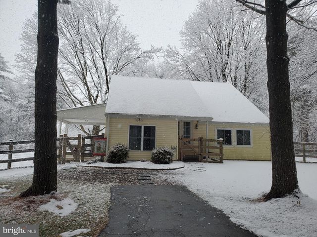 374 S JENNERSVILLE RD, West Grove, PA 19390