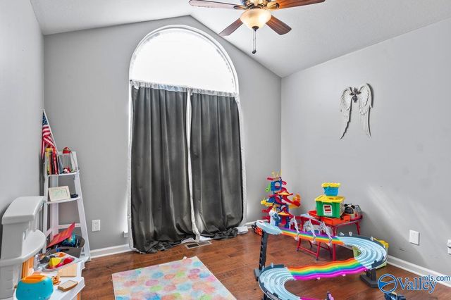 403 E Charlotte Avenue, Scottsboro, AL 35768