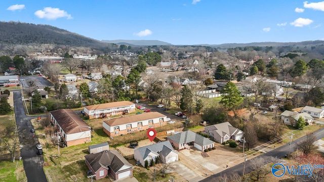 403 E Charlotte Avenue, Scottsboro, AL 35768