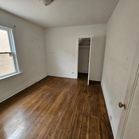 2626 W 96th Place, Evergreen Park, IL 60805