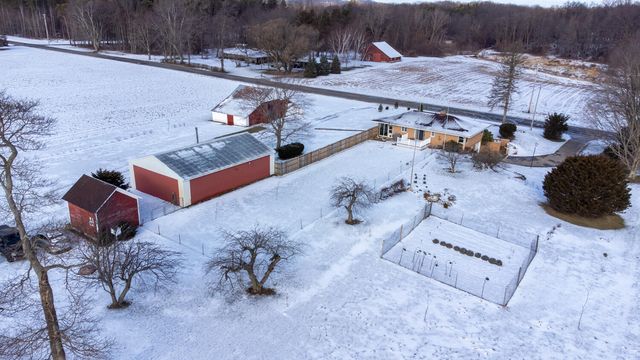 6490 145th Avenue, Laketown Twp, MI 49423