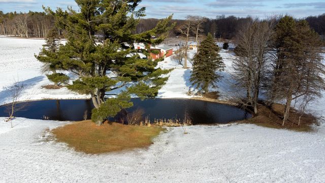 6490 145th Avenue, Laketown Twp, MI 49423