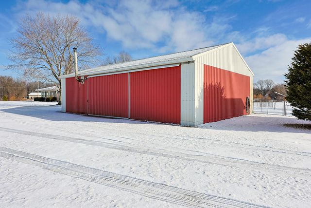 6490 145th Avenue, Laketown Twp, MI 49423