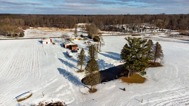 6490 145th Avenue, Laketown Twp, MI 49423