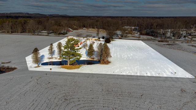 6490 145th Avenue, Laketown Twp, MI 49423