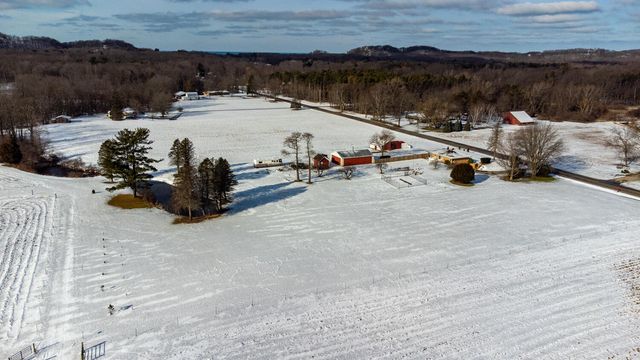6490 145th Avenue, Laketown Twp, MI 49423