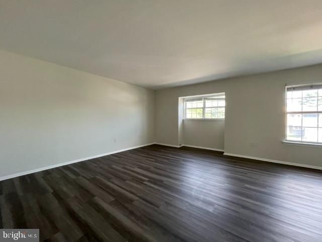 28 KENNEBEC CT, Bordentown, NJ 08505