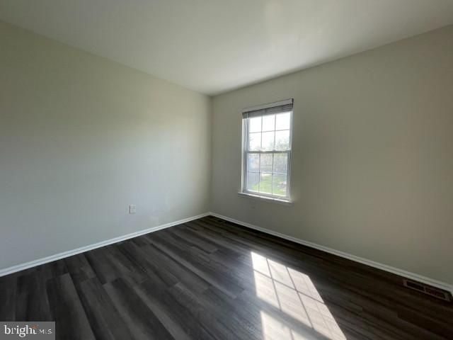 28 KENNEBEC CT, Bordentown, NJ 08505