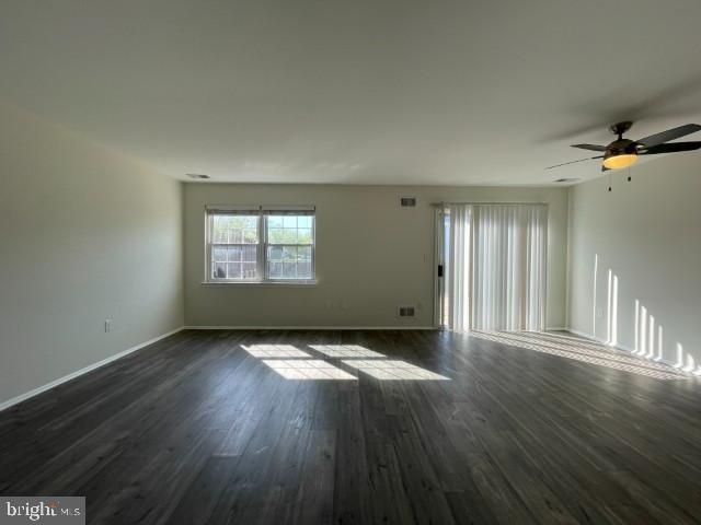 28 KENNEBEC CT, Bordentown, NJ 08505