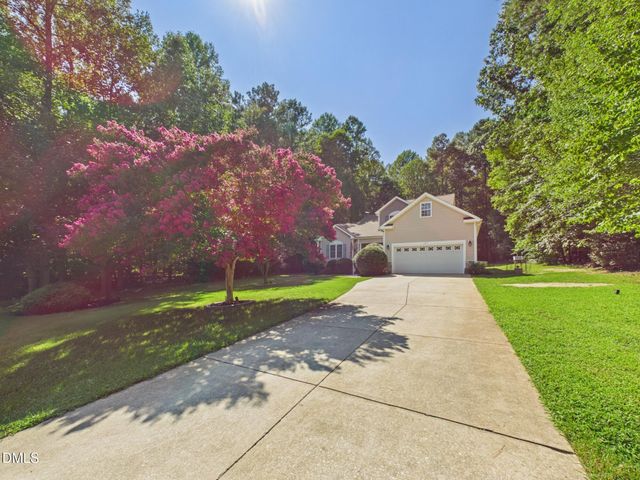 517 Birdsong Lane, Hurdle Mills, NC 27541