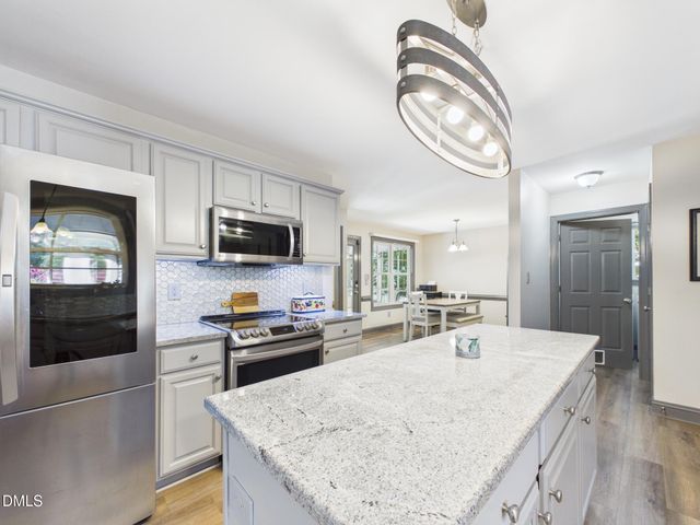 517 Birdsong Lane, Hurdle Mills, NC 27541