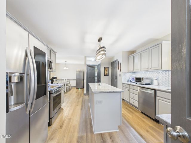 517 Birdsong Lane, Hurdle Mills, NC 27541