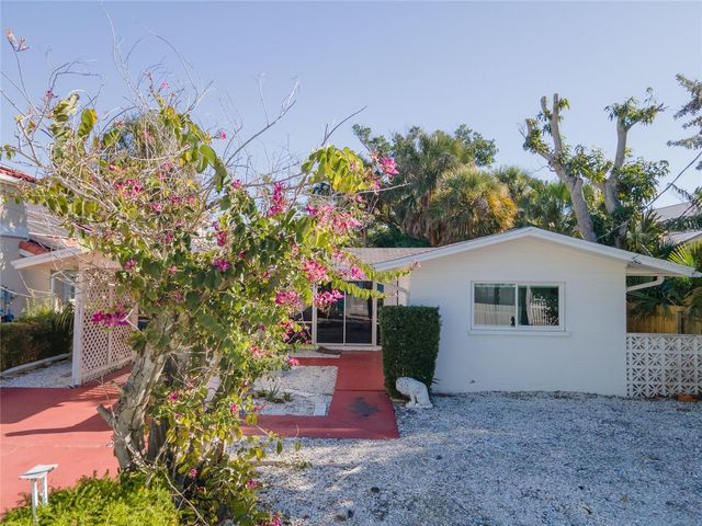 2316 CANASTA DRIVE, Bradenton Beach, FL 34217