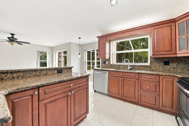 8132 Mystic Harbor Circle, Boynton Beach, FL 33436