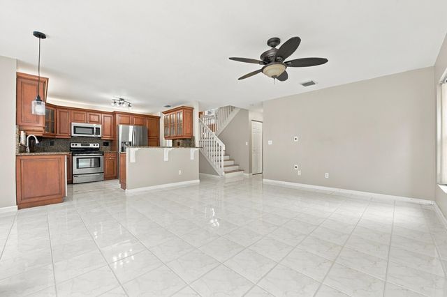8132 Mystic Harbor Circle, Boynton Beach, FL 33436