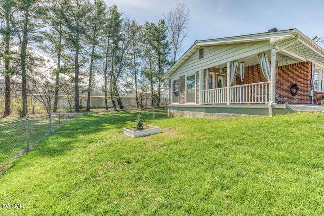 633 Old Airport Road, Bristol, VA 24201