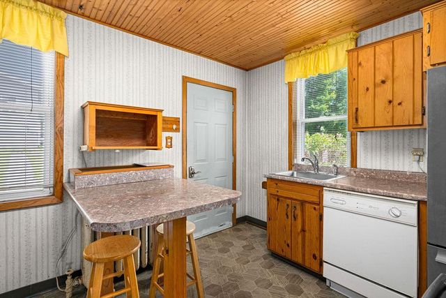815 E 7th Street, Duluth, MN 55805