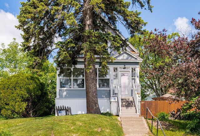 815 E 7th Street, Duluth, MN 55805