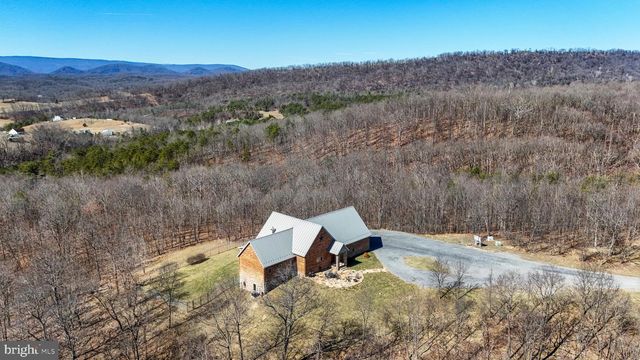 879 OLDE OAK VIEW DR, Springfield, WV 26763