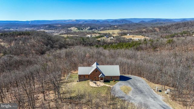 879 OLDE OAK VIEW DR, Springfield, WV 26763