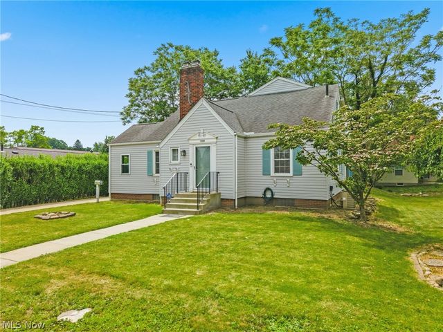 1220 28th Street NE, Canton, OH 44714