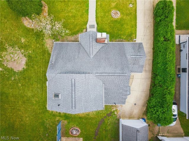 1220 28th Street NE, Canton, OH 44714