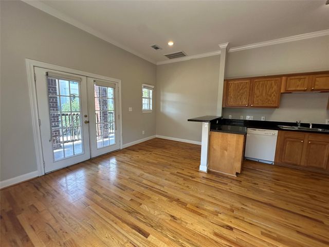 508 W Clay Street, Houston, TX 77019