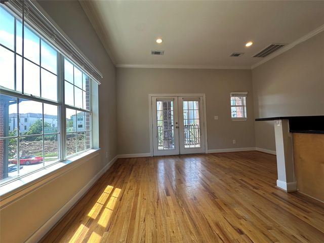 508 W Clay Street, Houston, TX 77019