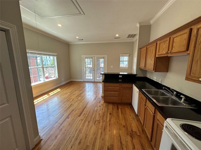 508 W Clay Street, Houston, TX 77019