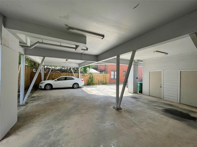 508 W Clay Street, Houston, TX 77019