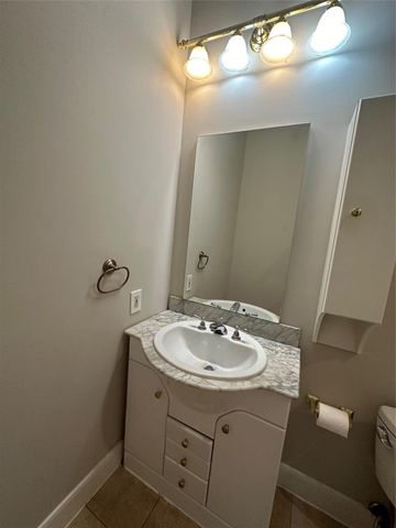 508 W Clay Street, Houston, TX 77019