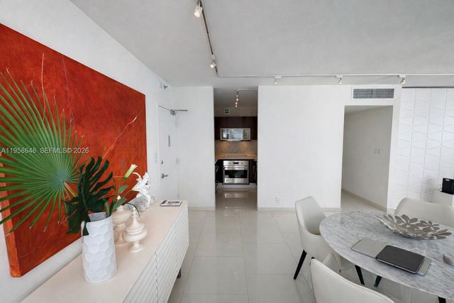 1000 West Ave 1111, Miami Beach, FL 33139