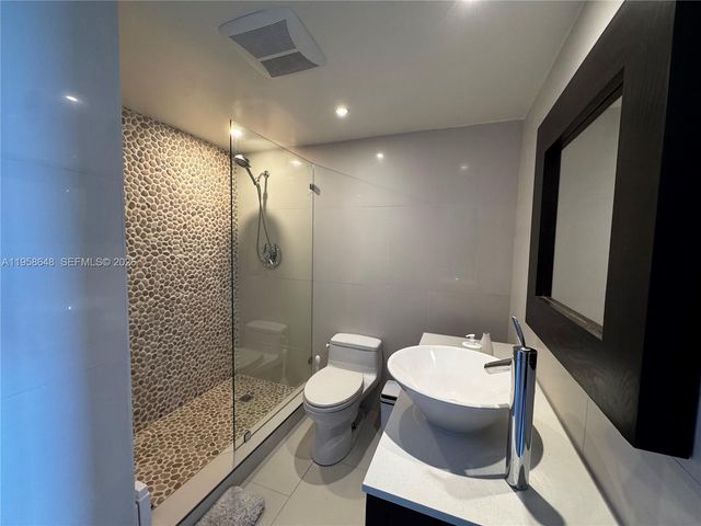 1000 West Ave 1111, Miami Beach, FL 33139