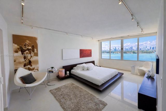 1000 West Ave 1111, Miami Beach, FL 33139