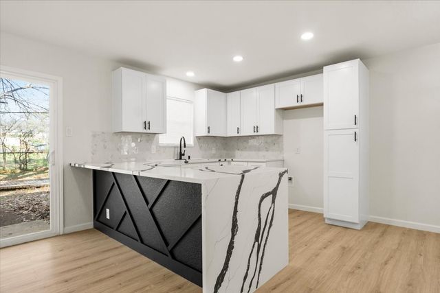 2101 Dayton Street, Haltom City, TX 76117