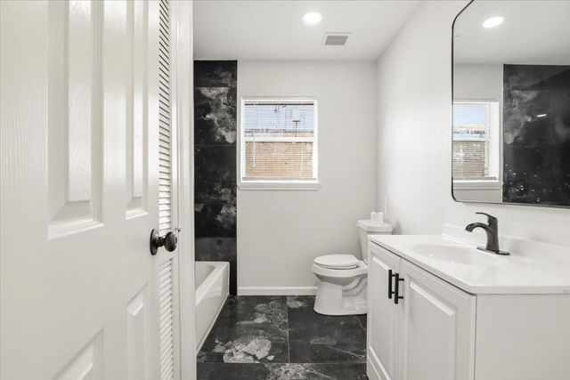 2101 Dayton Street, Haltom City, TX 76117