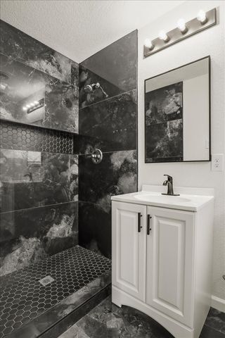 2101 Dayton Street, Haltom City, TX 76117