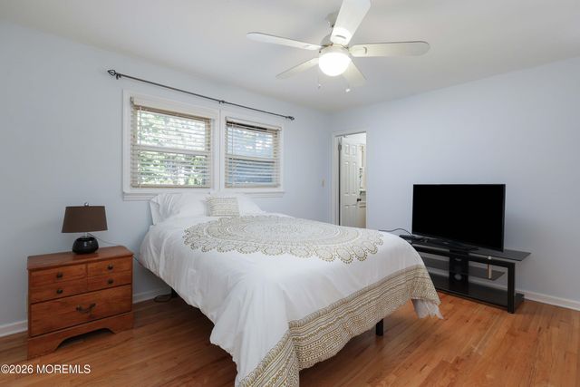 201 Heights Terrace, Middletown, NJ 07748