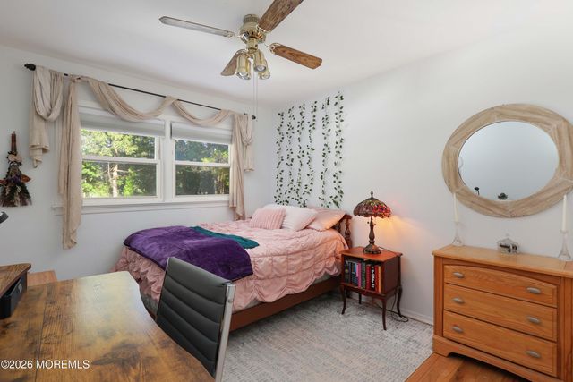 201 Heights Terrace, Middletown, NJ 07748