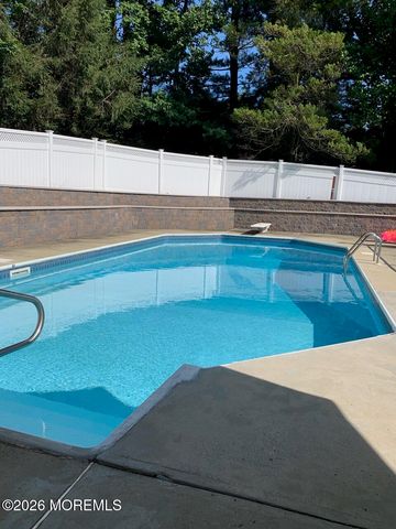 201 Heights Terrace, Middletown, NJ 07748