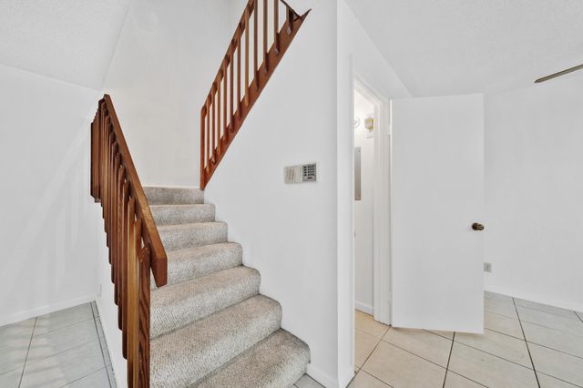 713 NW 99th Circle, Plantation, FL 33324
